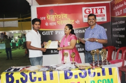 Amit Samanta Student of  BBA(1st Year) has been awarded Best Performance award for his Excellent Managing Ability in organizing Event in Swadeshi Mela