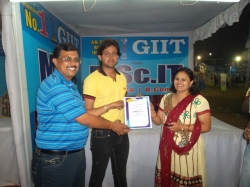 GIIT Team at Canvas'12 at Gopal Maidan, Bistupur