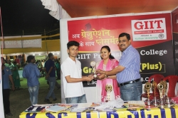 Debabrata Majumdar Student of BSc IT(1st Year) has been awarded 1st Prize, Public Motivator award for his Excellent Managing Ability in organizing Event in Swadeshi Mela