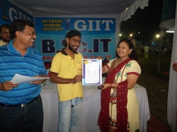 GIIT Team at Canvas'12 at Gopal Maidan, Bistupur