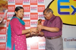 Suman Kumari getting the Best Project Award from MR. Ujjawal Sinha vice President , Tinplate.